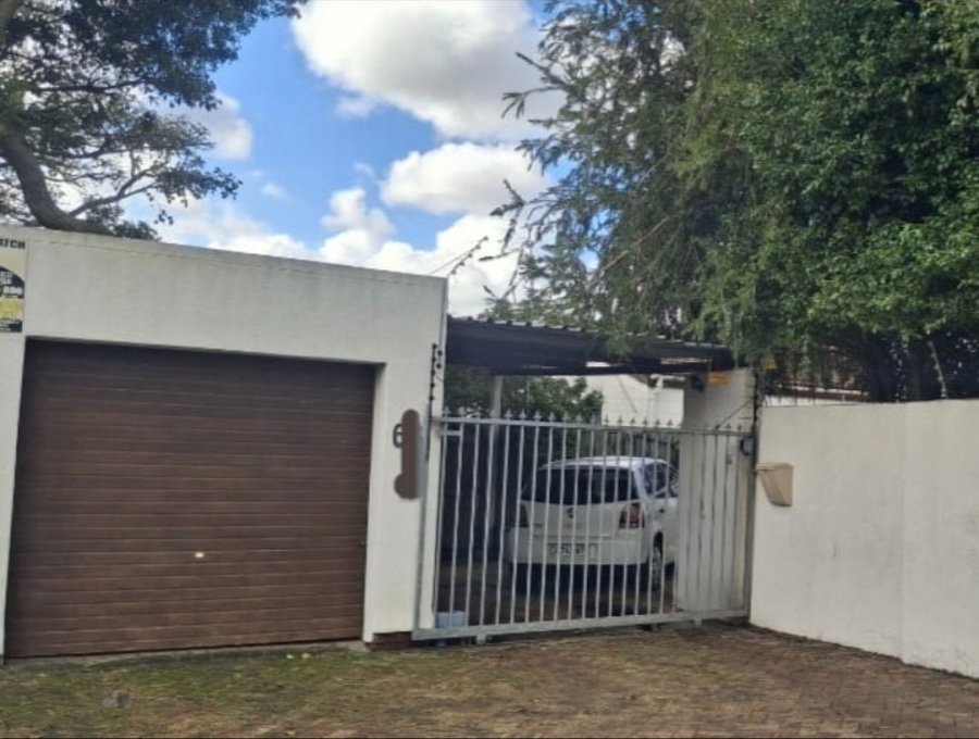 4 Bedroom Property for Sale in Pinelands Western Cape